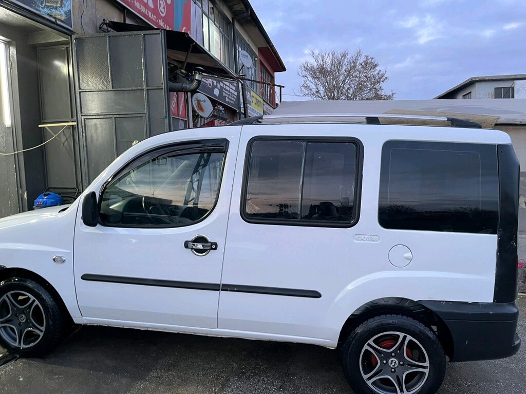 fiat doblo - 9