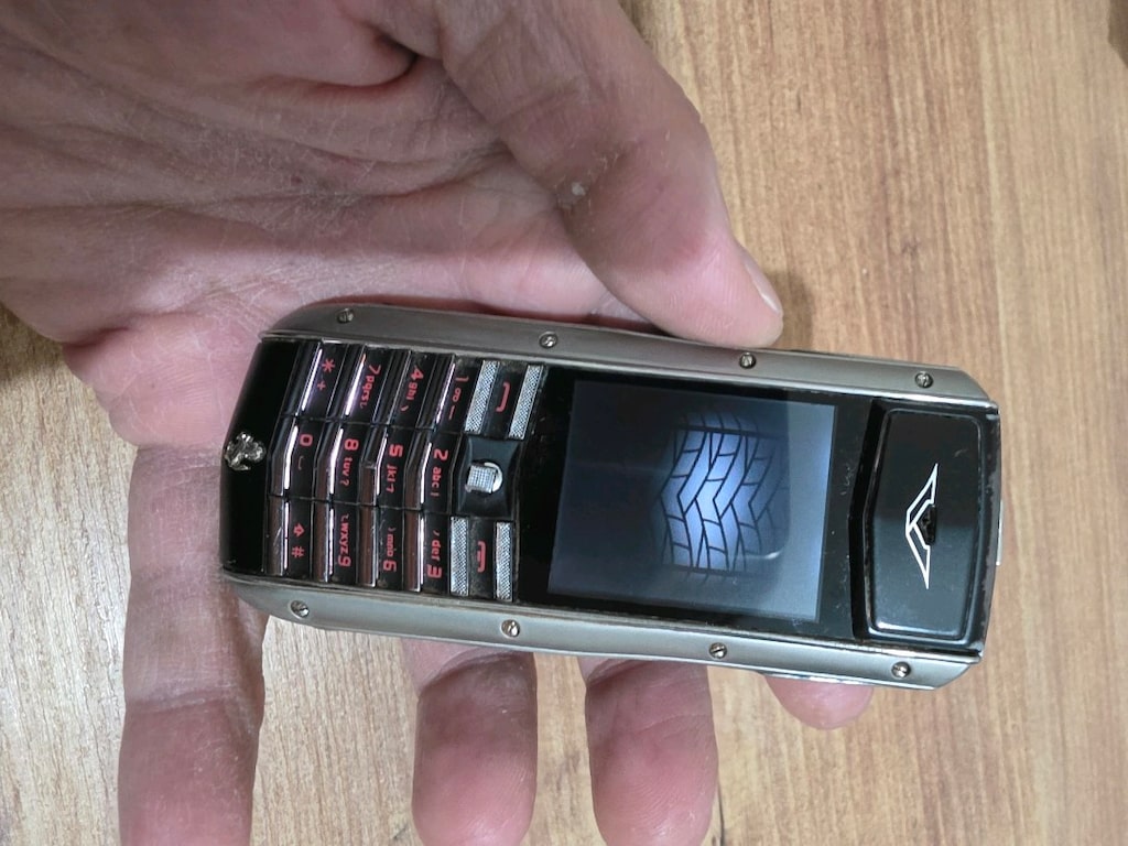 Wertu telefon - 3