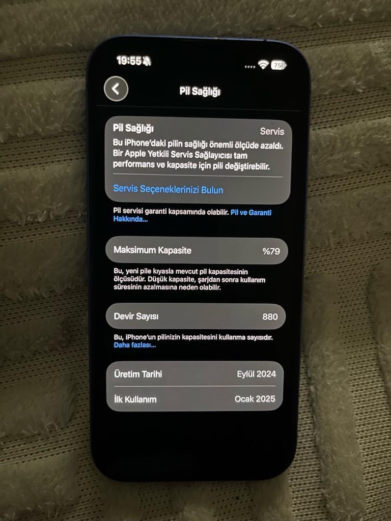 iPhone 16 - 3