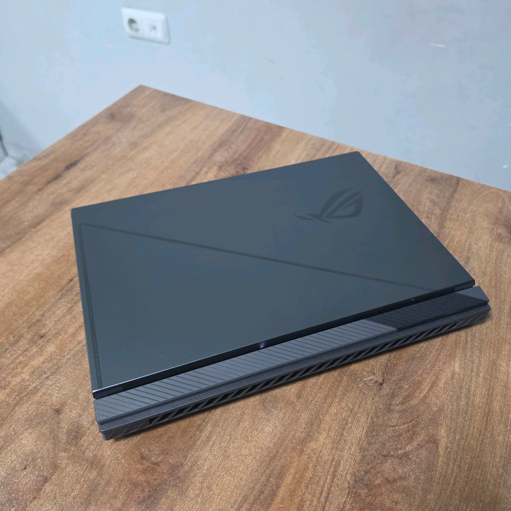 Asus Rog Strix G16 i9 Rtx4050 240hz 2k Gaming Laptop - 5