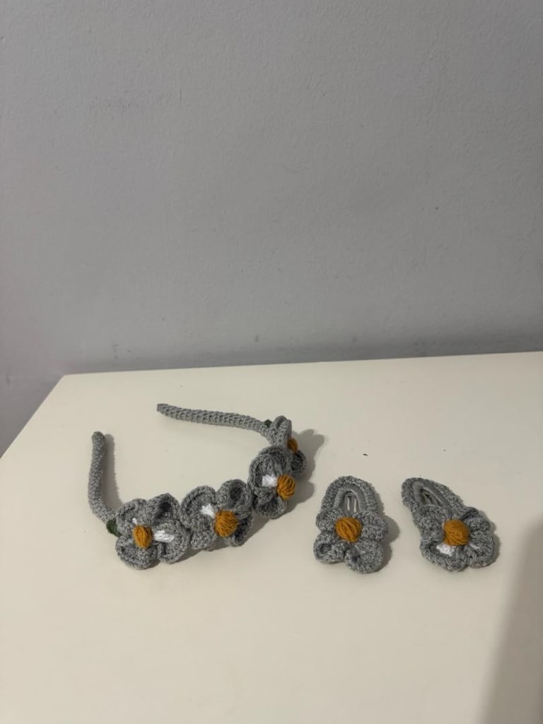 > Gri Papatya Taç Set - 3'lü - 7