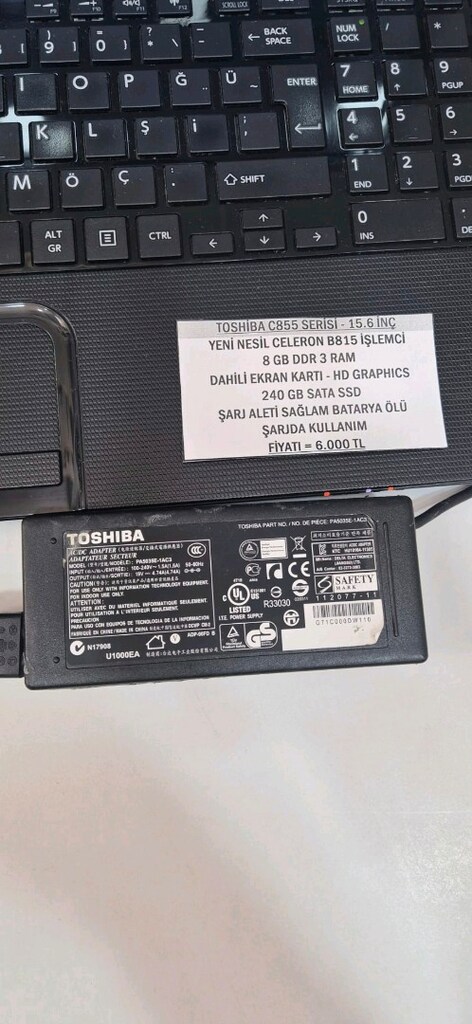 TOSHİBA LAPTOP NOTEBOOK CELERON İŞLEMCİ 8 RAM DAHİLİ EKRAN KARTI - 3