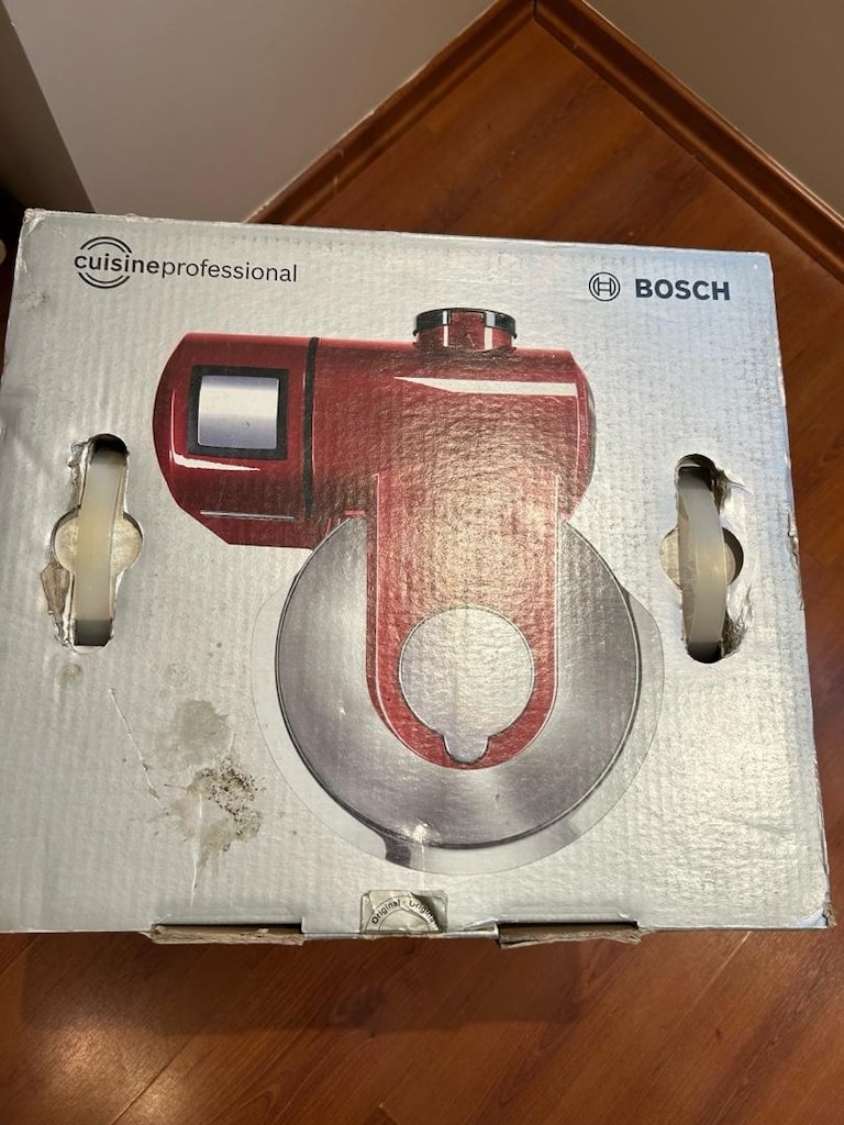 Sıfır açılmamış kutuda BOSCH MUM86 Professional 1600Watt Mutfak Şefi - 3