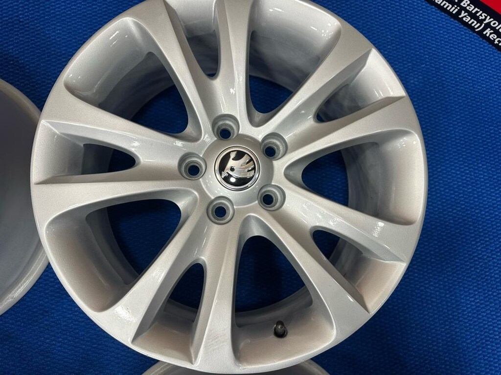 ORİJİNAL17 SKODA OCTAVYA SÜPER B KAROQ - 2