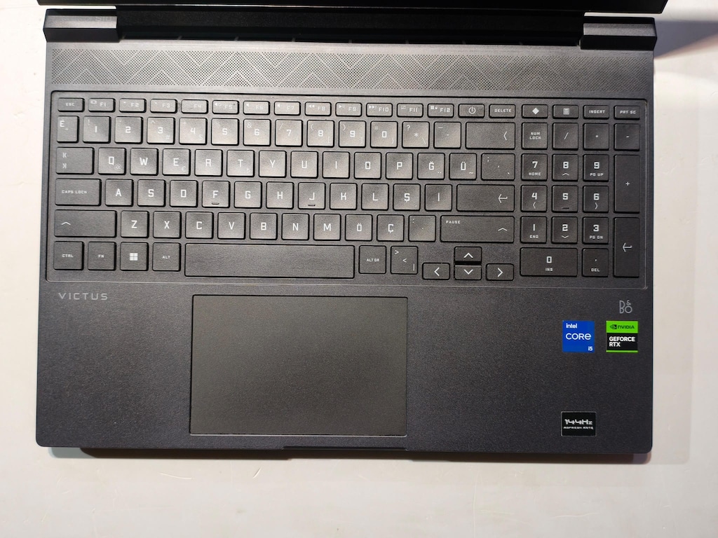 LAPTOP - 3