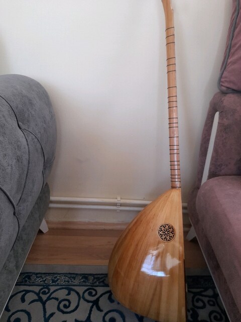 YENİ BAŞLAYANLAR İÇİN UYGUN UZUN SAPLI BAĞLAMA SAZ