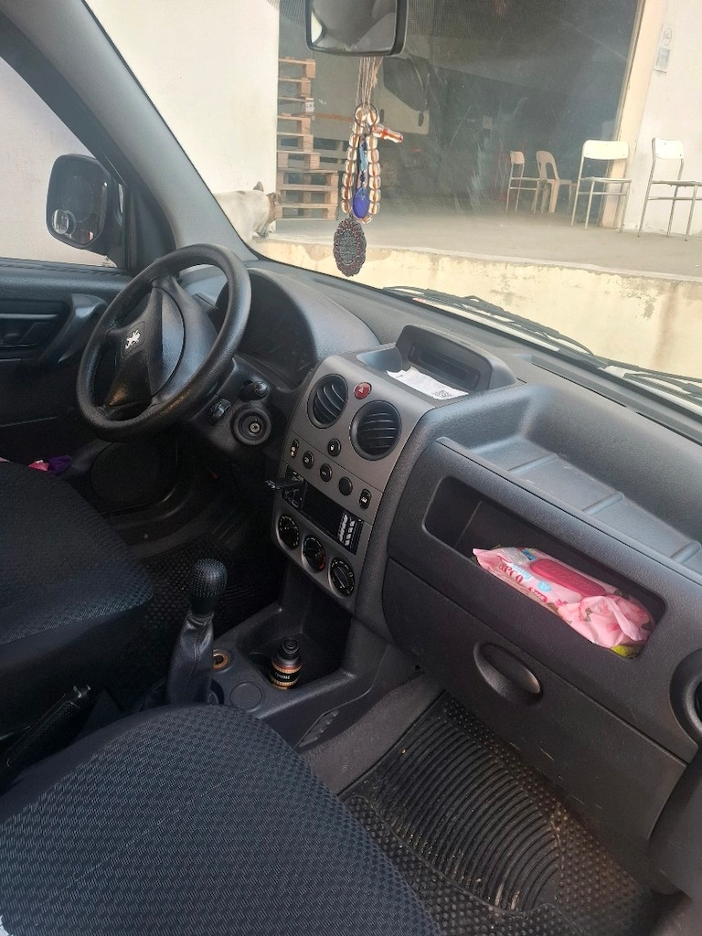 pegeout partner 2006 model tertemiz 182 bin km de - 7