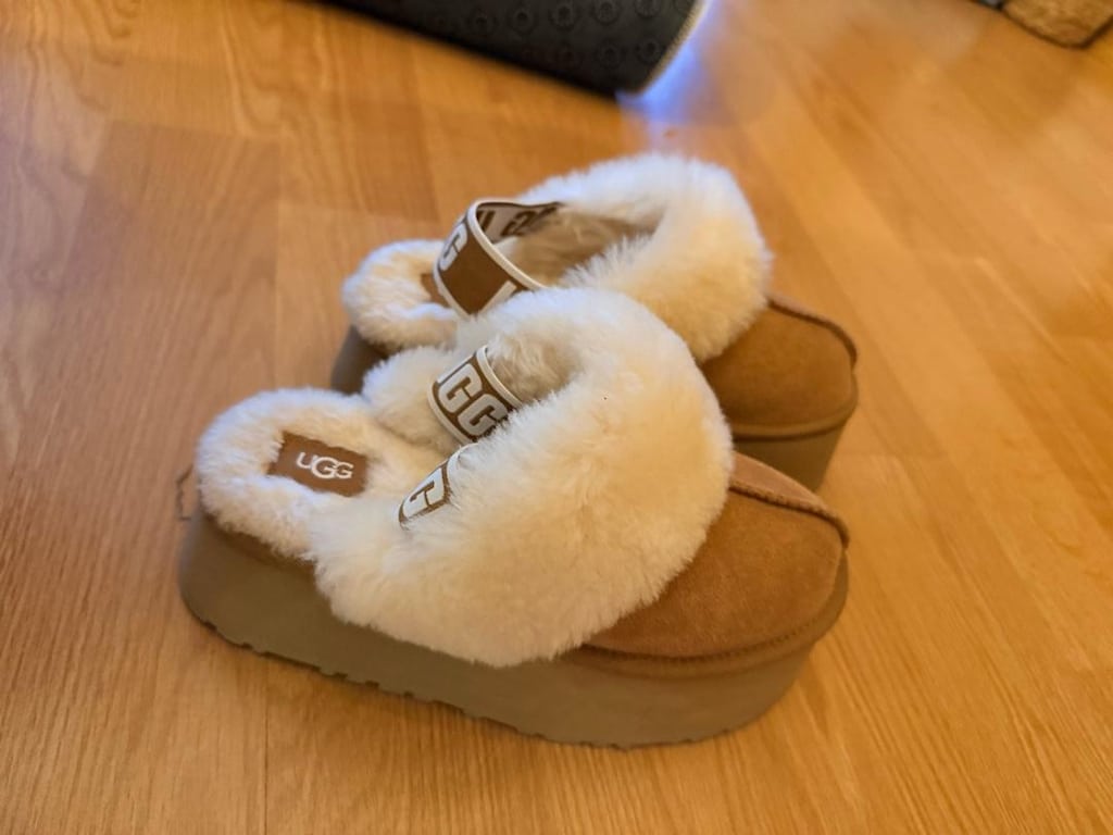 UGG taba kadın terlik