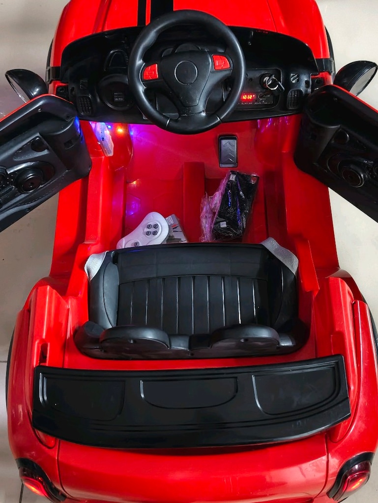 AnkaCar ÇOCUK OTO GALERİ 12+12 2 MOTOR 3 İLERİ KUMANDALI AKÜLÜ ARABA - 6