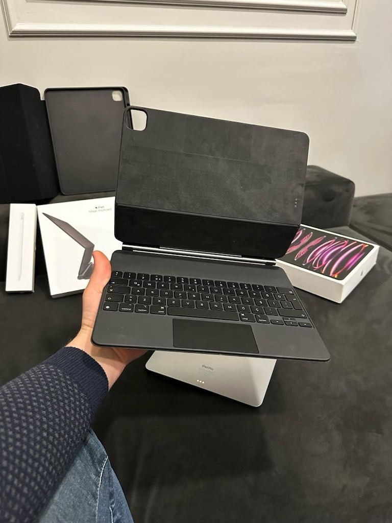 Apple iPad Pro 12.9 Magic Keyboard Orijinal 5./6. Nesil Kutulu - 3