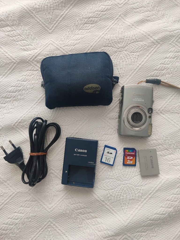 Canon IXUS 800 IS - 8