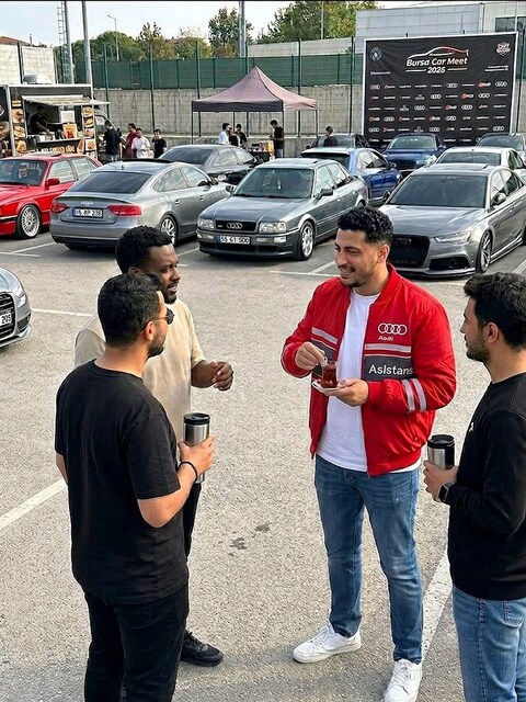 Audi hastasina kolleksiyonluk