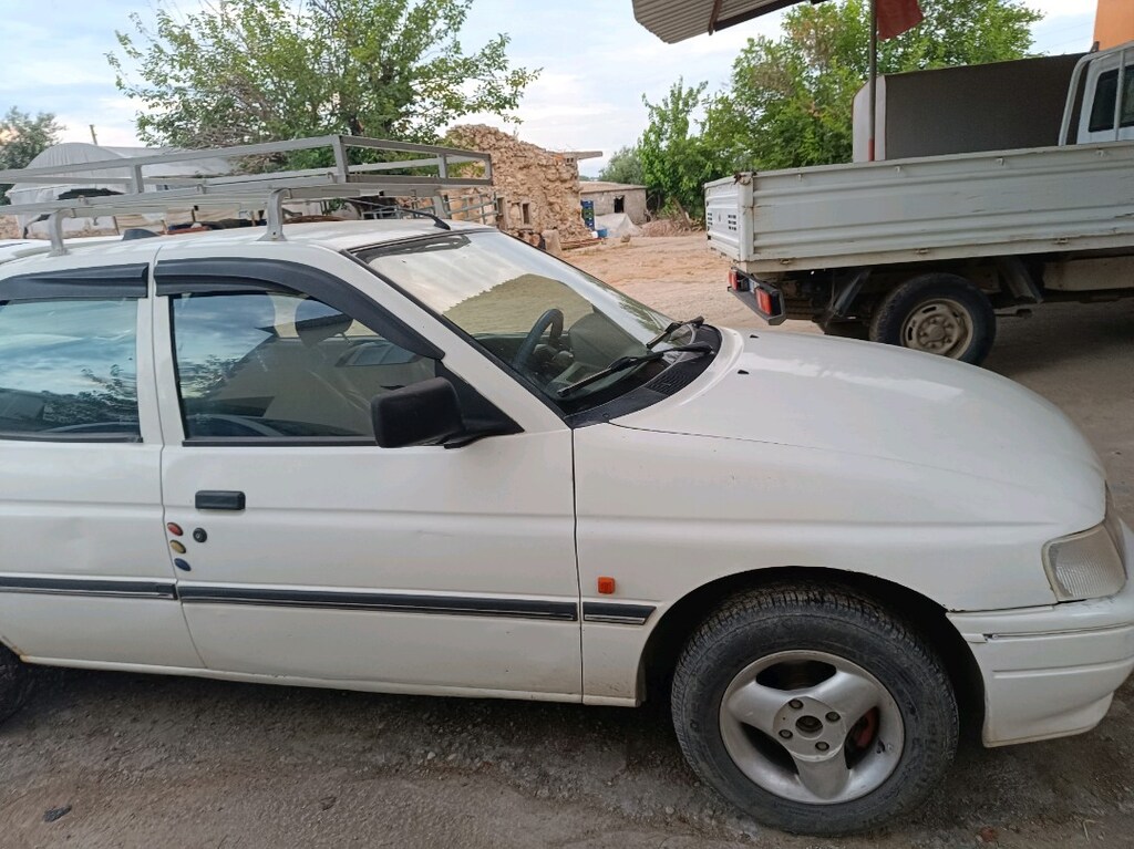 motorsiklet TAKASlı Ford escort - 2
