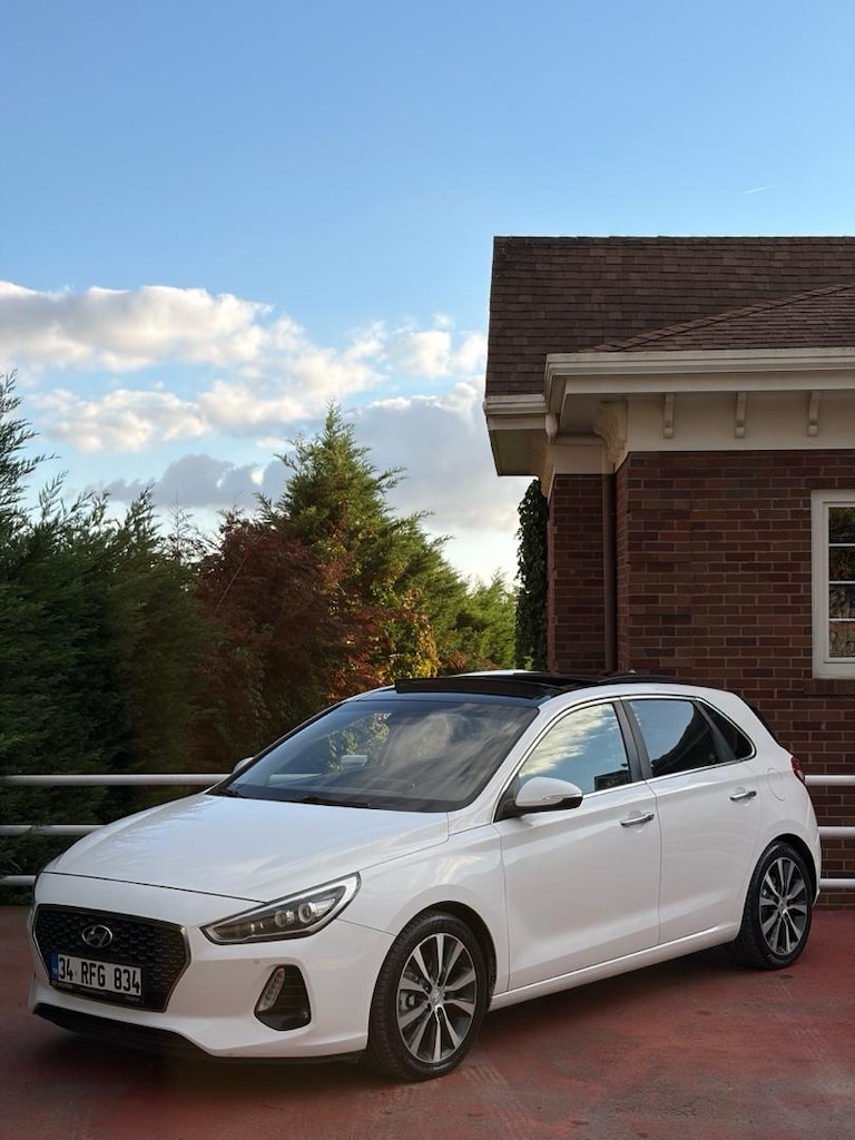 2018 Hundai i30 1.6 CRDI ELİTE PLUS OTOMATİK VİTES CAM TAVAN - 2