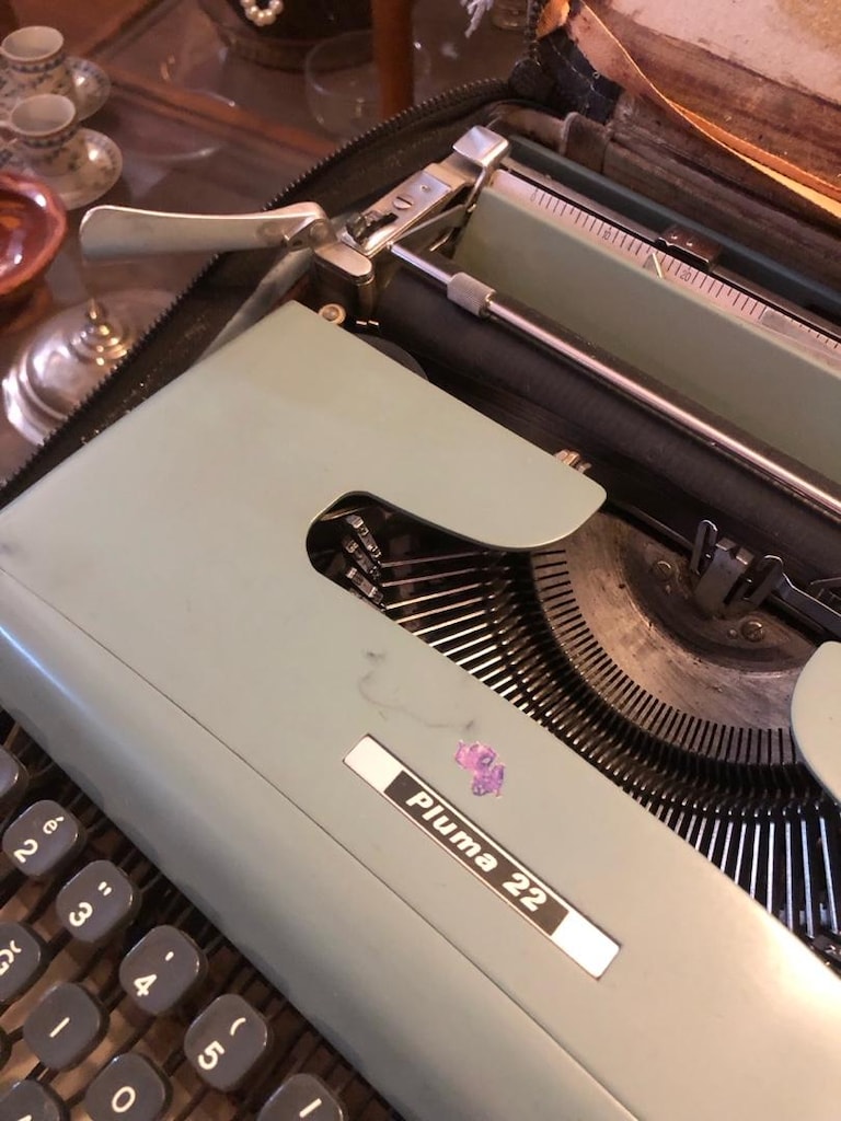 İtalyan Olivetti Pluma 22 Damgalı Antika Daktilo - 6