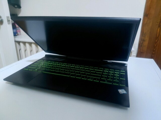 hp pavilion gaming laptop
