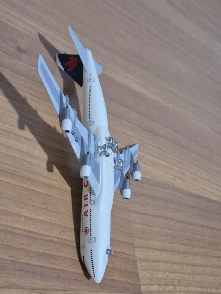 Boeing 747 Air Canada Maket Uçak (1.390 ölçek) - 6