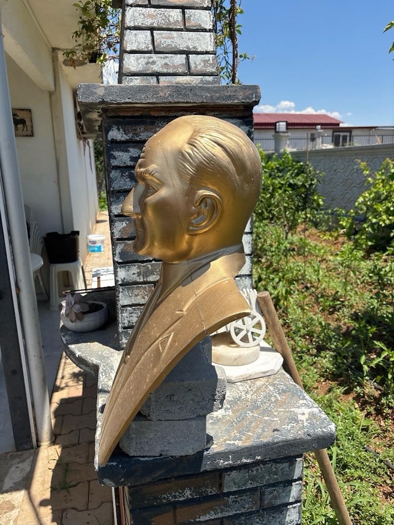 Atatürk Büstü - 2