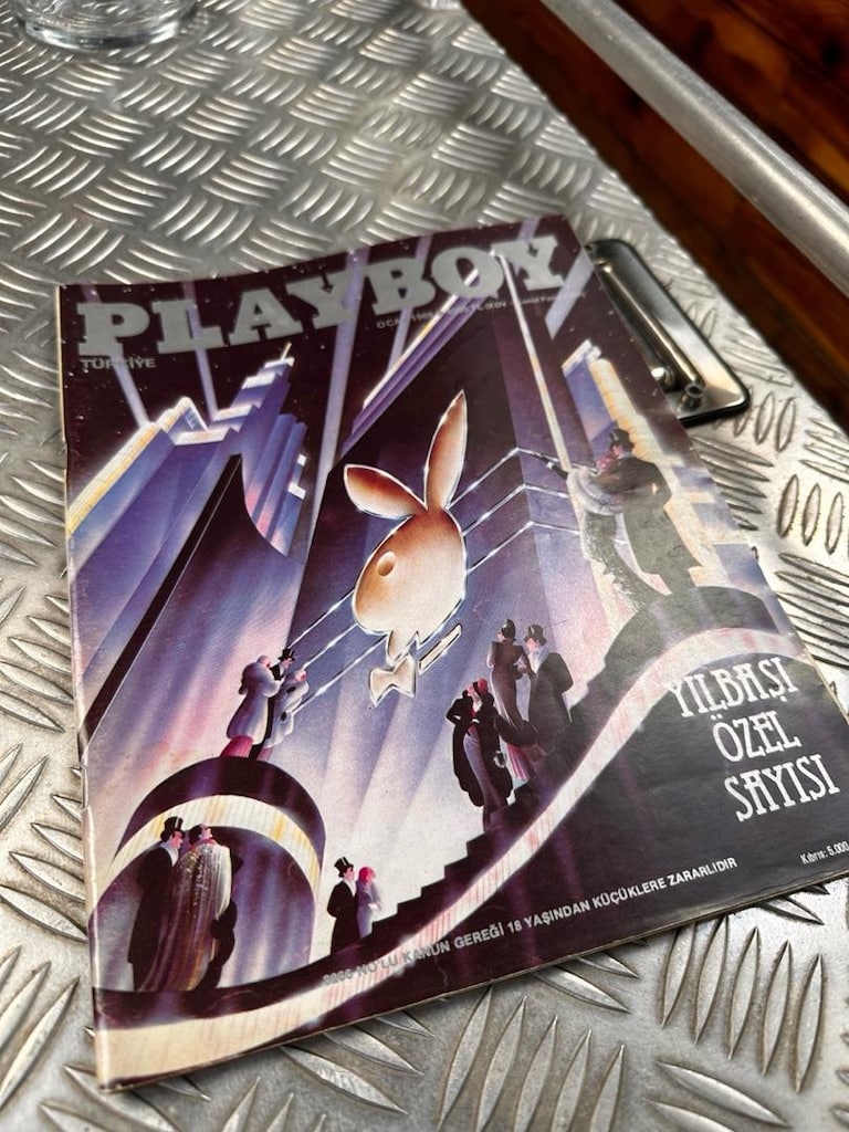 Playboy Türkiye Ocak 1988 Yılbaşı Özel Sayısı - Çok Temiz - 9