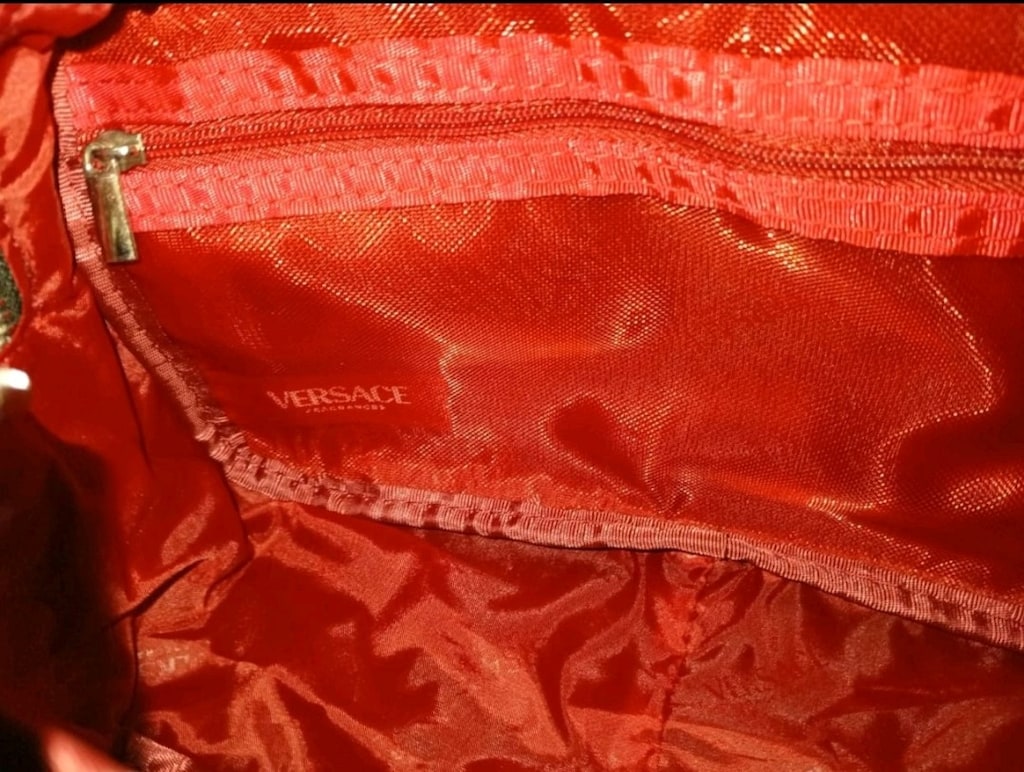 Versace El Çantası ve Ürünler Yüzde Yüz Orijinal ve Sıfır. İçi Geniş - 8