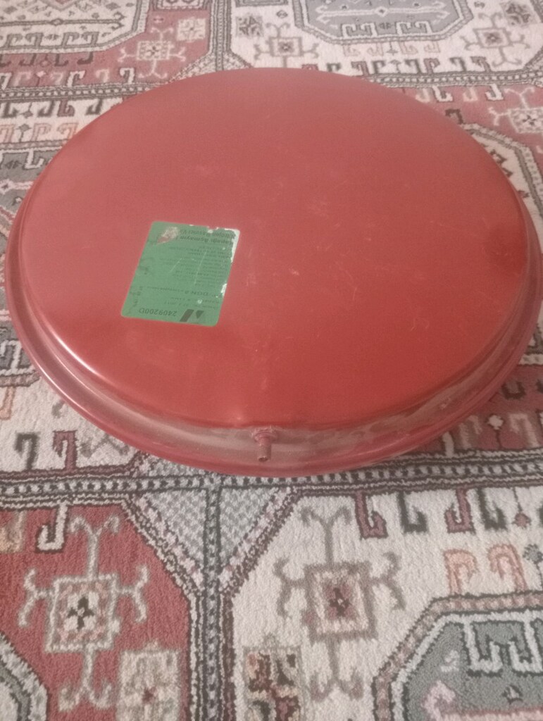 Kombi genleşme tankı - 4