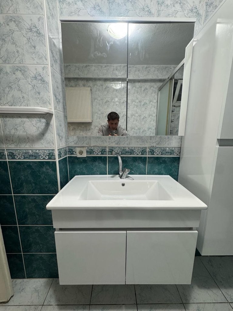 İMALATHANEDEN SIFIR BANYO DOLABI ÜCRETSİZ MONTAJ KAPIDA ÖDEME