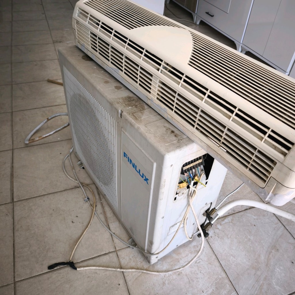 5 ADET KLİMA SEC BEGEN AL 8500 TL PAZARLIK YOKTUR - 5