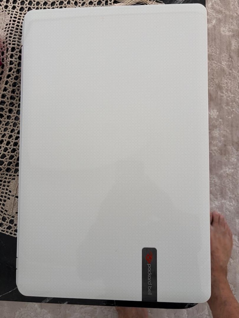 packart bell lap top - 3