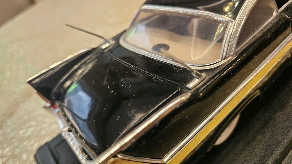 1958 Plymouth Fury Siyah Model Araba – Orijinal Vitrin Ayağıyla 1:18 - 13