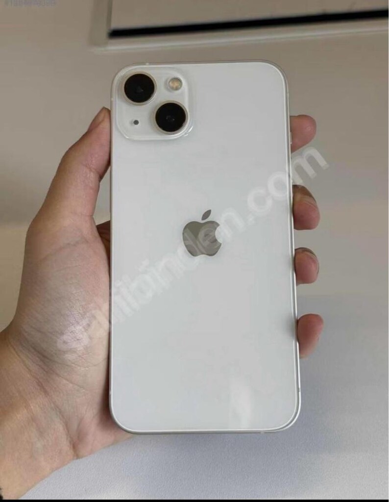 iPhone 13 - 3