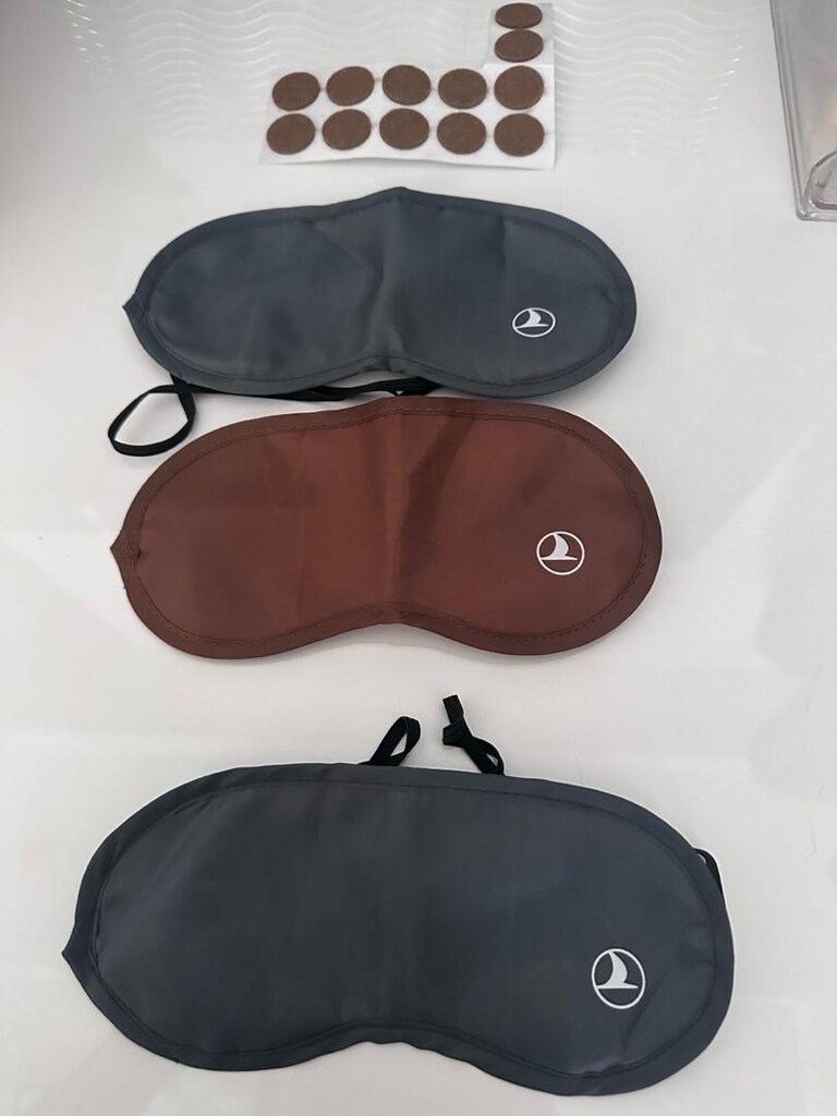 Rahat ve Şık Uyumlu Uyku Maskeleri - 4