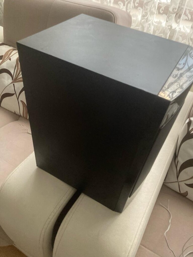 pioneer subwofwr - 2