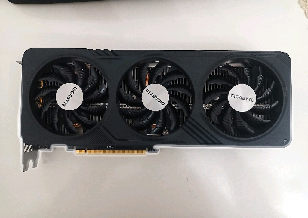 GİGABYTE 16GB 4060Tİ 128BİT DDR6 GEFORCE EKRAN KARTI - 2