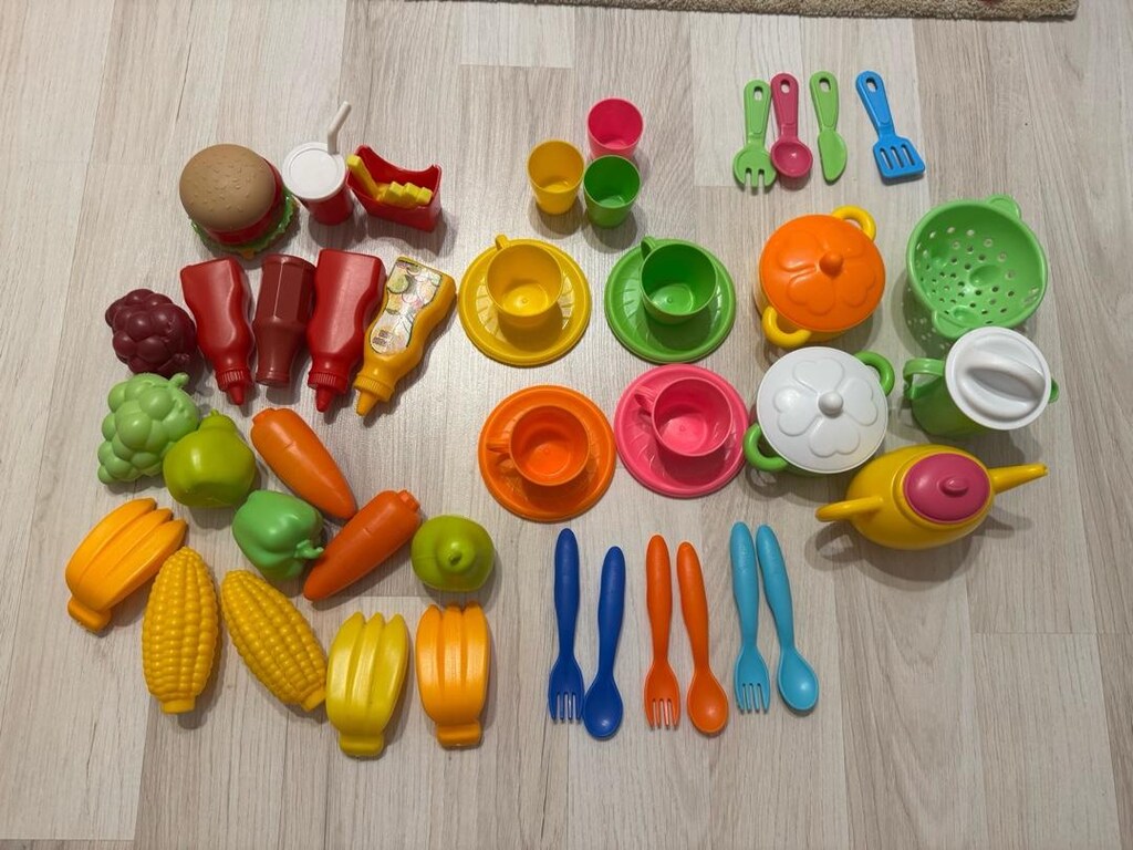 Kesilebilen meyveler ve tencere fincan set - 3