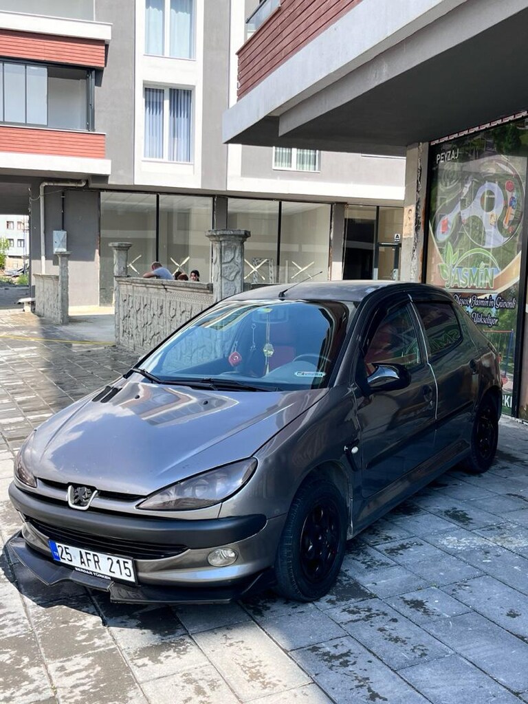 2000 model temiz 206 - 2