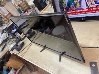 İNTERNET BAĞLANTILI LG 32 LED SMART TV 82 EKRAN - 4