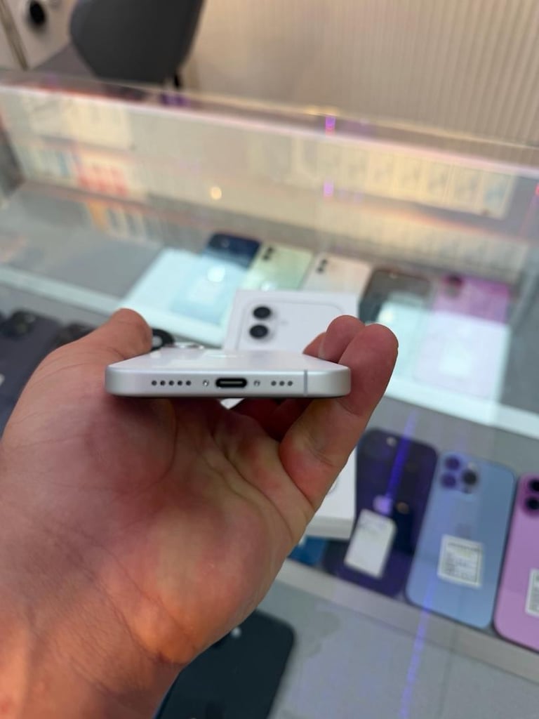 İPHONE 16 - 128GB NOKTA HATASIZ KOZMETİK 10/10 PİL-100 22 AY GARAN - 5