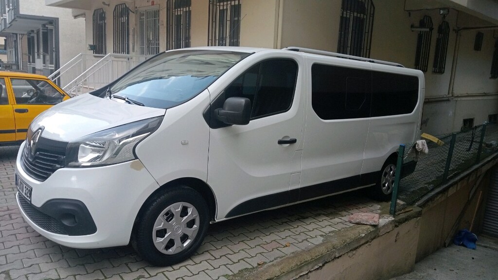 2018 Renault trafic 8+1 otomobil - 8