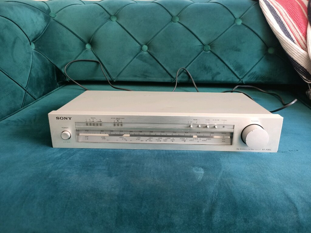 Sony FM ST-A30L Radio 79 model - 2