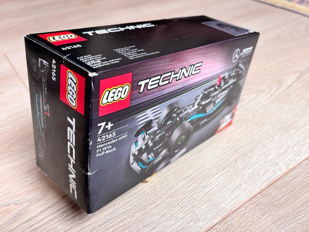LEGO Technic 42165 Mercedes F1 - 3
