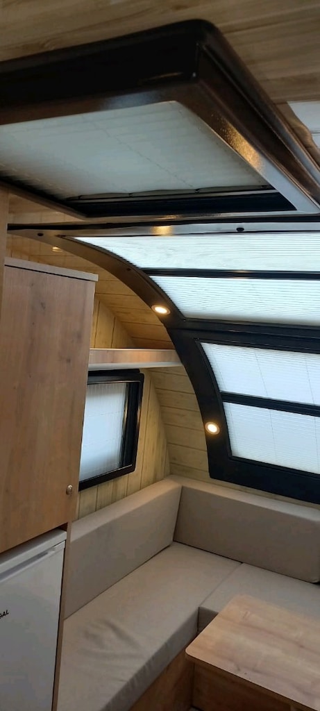 Can Karavan - 2