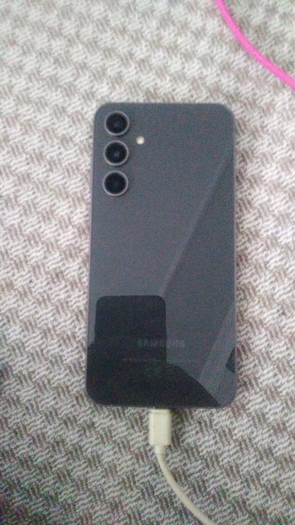 Samsung s23 FE - 5