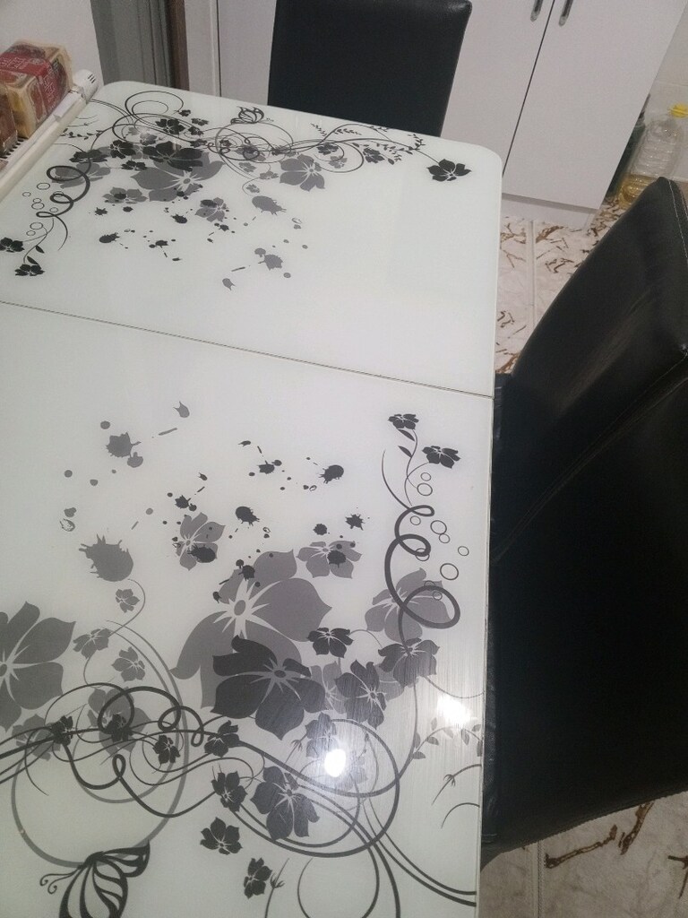 Cam masa ve 3 sandalye açılır masa - 2