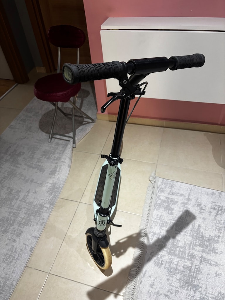 Decatlon scooter - 2