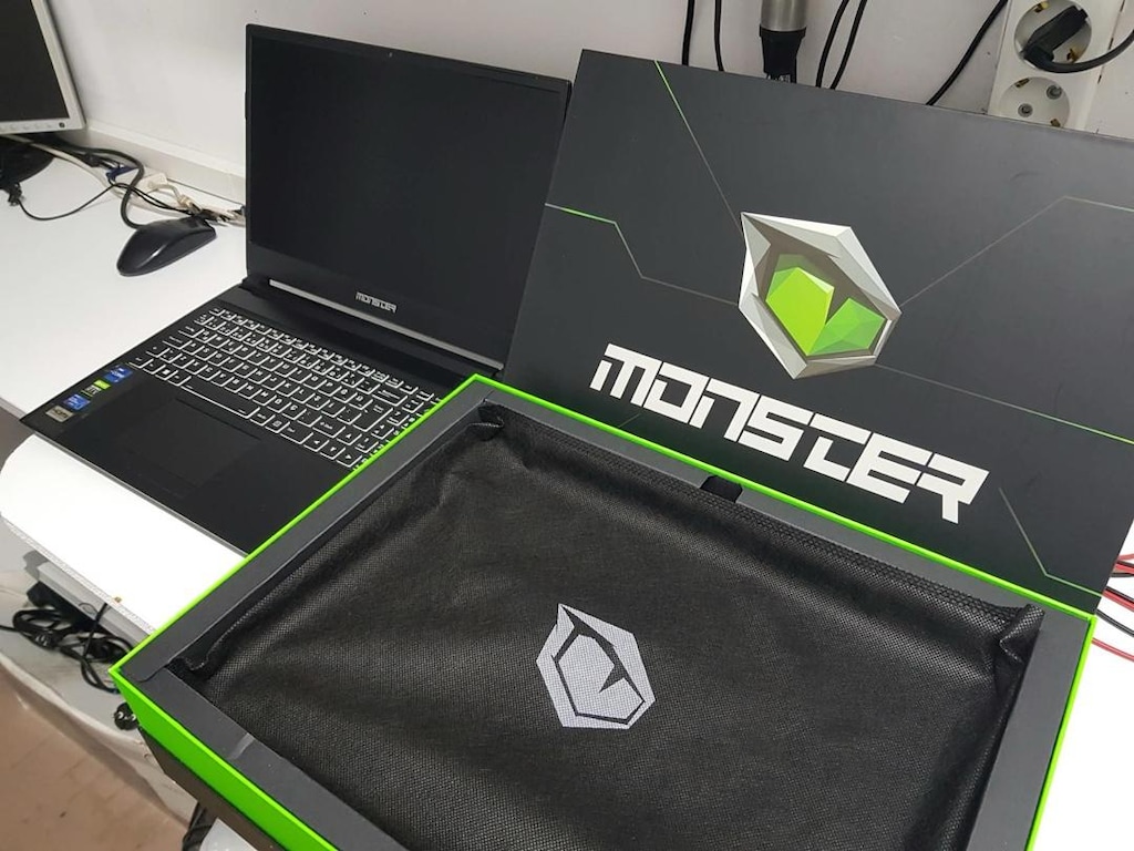 monster laptop