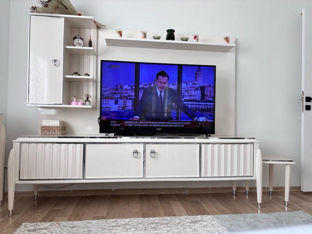 İKİSİ BIRARADA‼Hem TV-Hem TV ünitesi( - 2