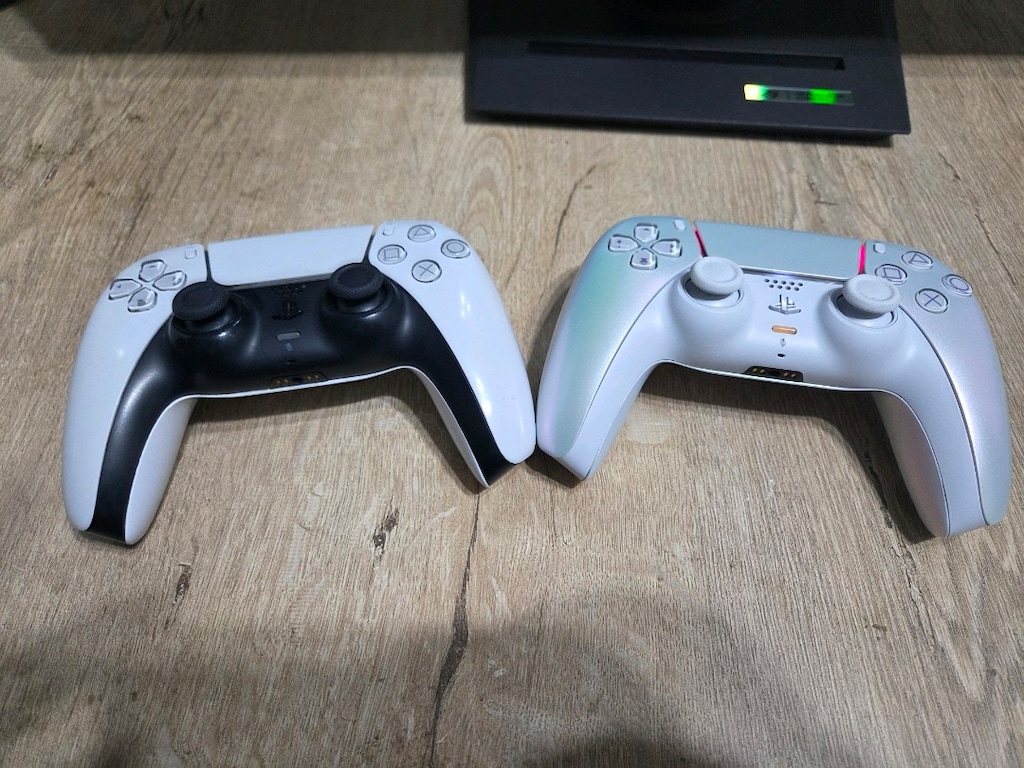 PS5 Kolu - 3