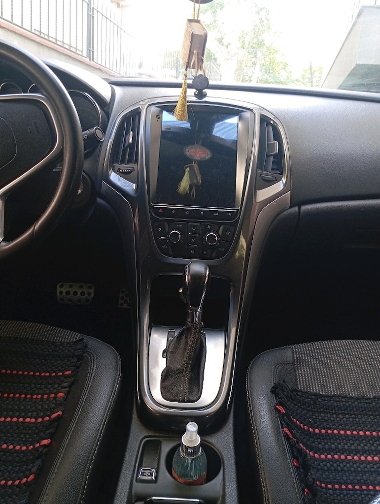 Opel Astra j - 3