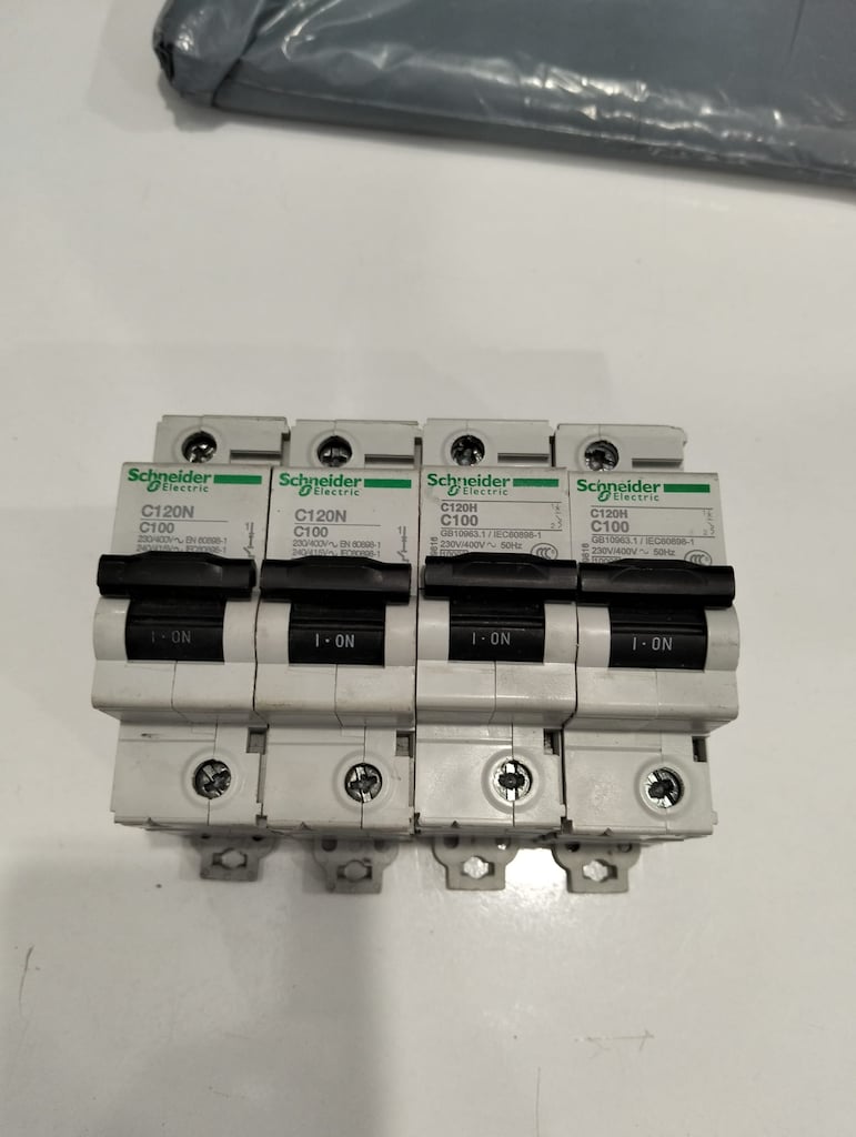 Schneider Electric C120H 100A (C100) sigorta - 6