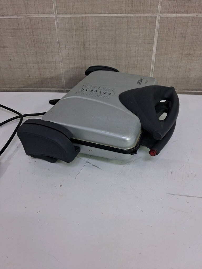 TOST MAKİNASI ARZUM BİR SIKINTISI YOK GAYET İYİ - 6